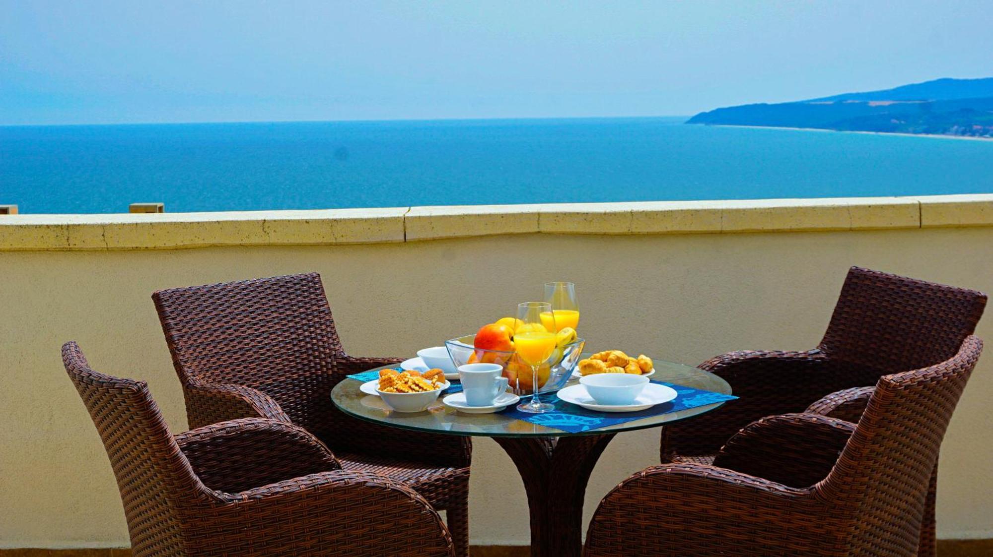 Апартаменти Сънбрийз - Sunbreeze Apartments Byala  Esterno foto
